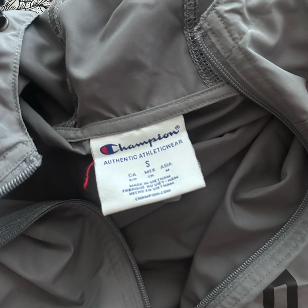 Champion Half Zip Stadium Packable Windbreaker - image 4